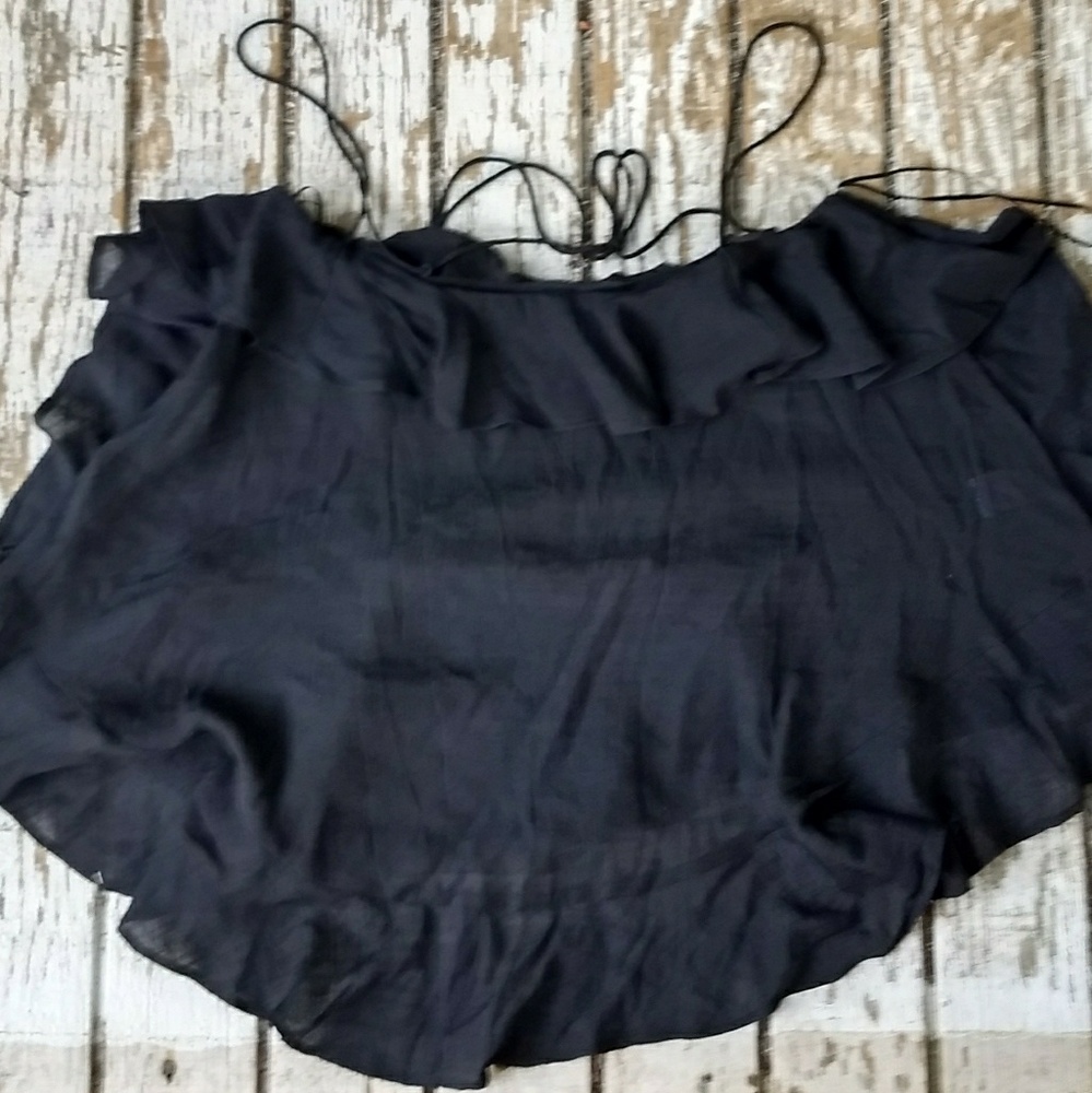 Black Flutter spaghetti strap top - Picture 5 of 5